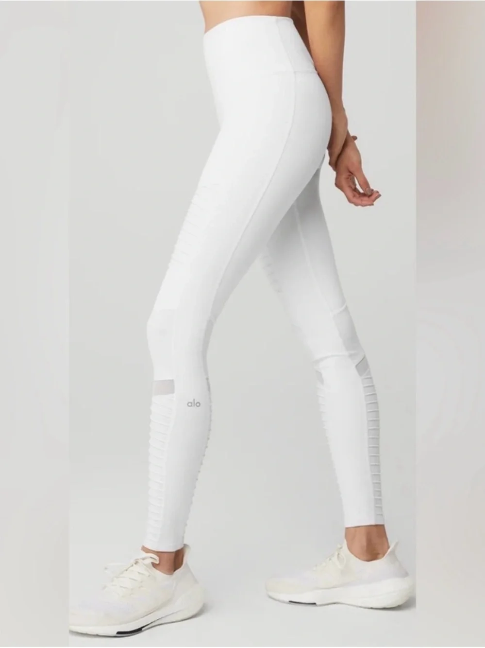 Alo yoga white moto leggings size M
